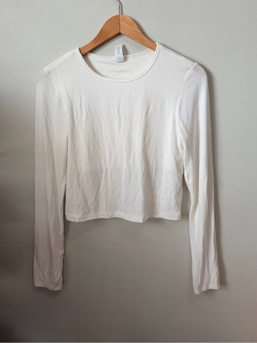 Yogalicious Kathleen Ribbed Cropped Long Sleeve Top Shelf Bra White Medium